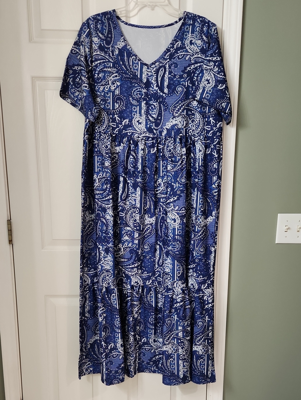 Navy Paisley V-Neck Maxi Dress